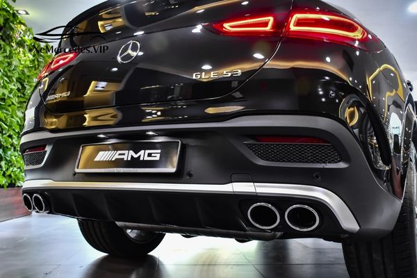 Chi Tiết Xe Mercedes-AMG GLE 53 4MATIC+ Coupé 2023 Giá 5,35 Tỷ Đồng