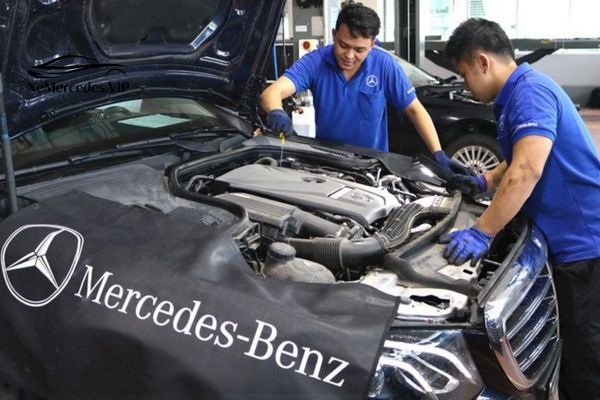 Bảng giá thay dầu xe Mercedes C200 cho mùa lễ 2/9