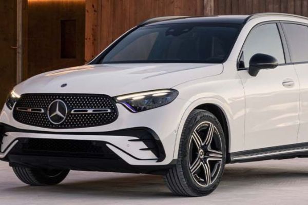 Mercedes GLE 2024: Bảng giá lăn bánh và thông số mới nhất